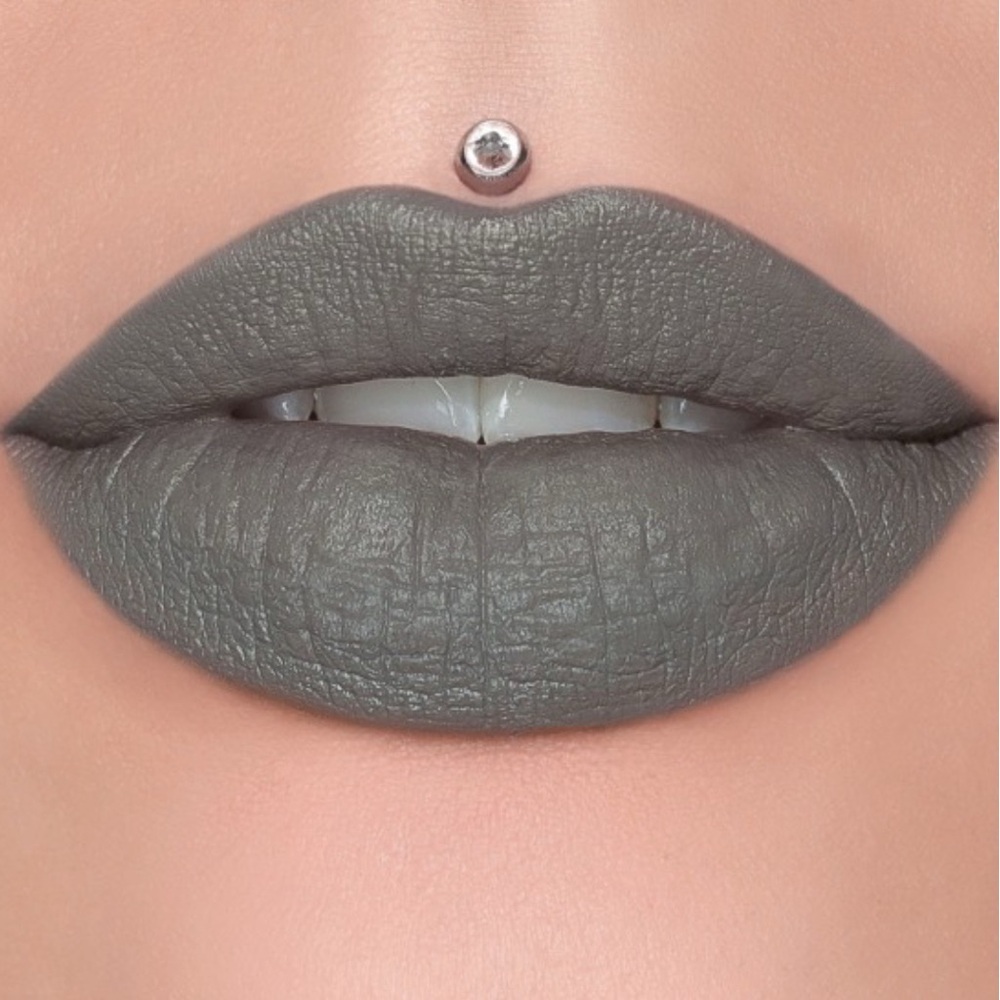 Jeffree Star Cosmetics Velvet Trap Lipstick - Drill Sergeant